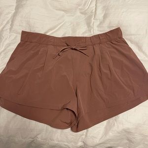 Lululemon size 12 shorts